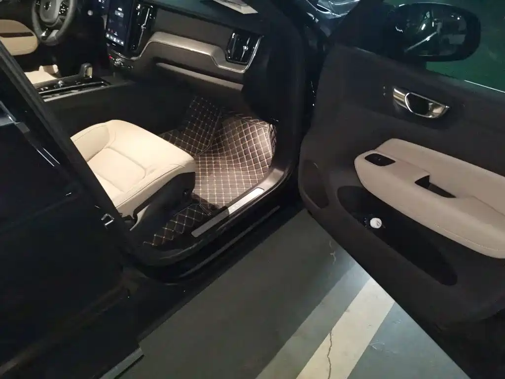 Volvo XC60 — миниатюра 19