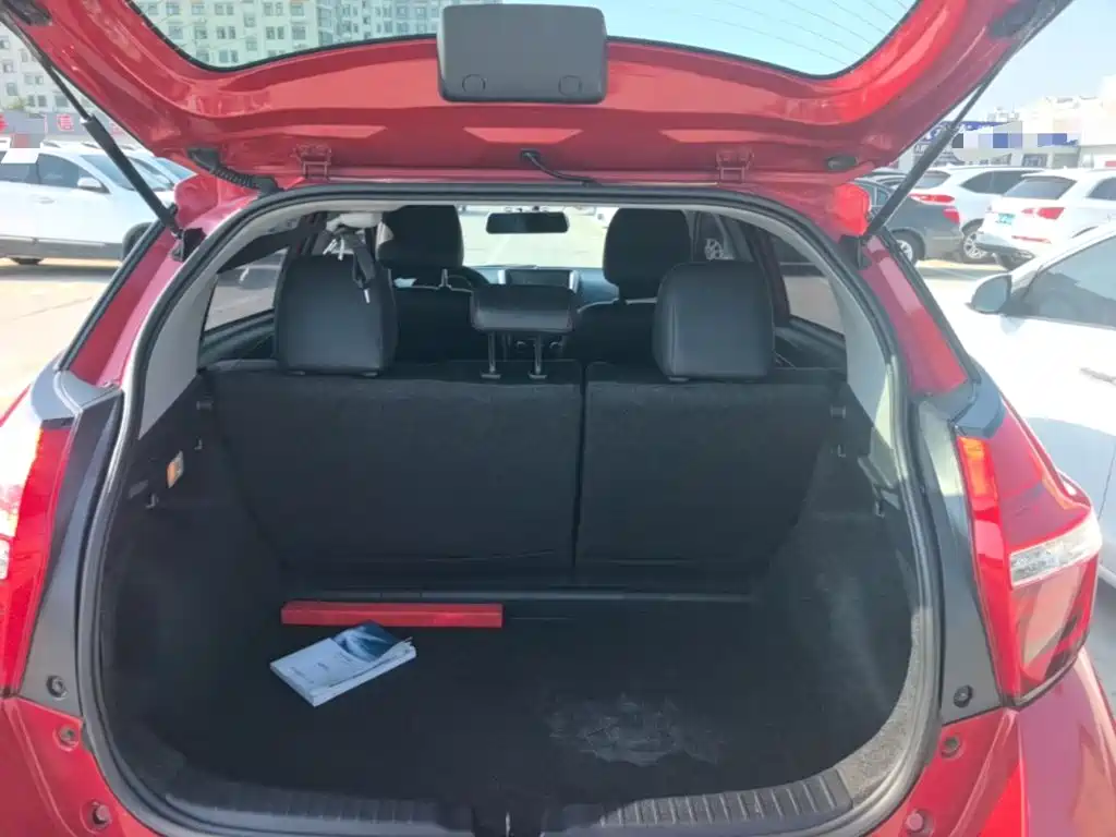 Toyota Yaris L — миниатюра 19