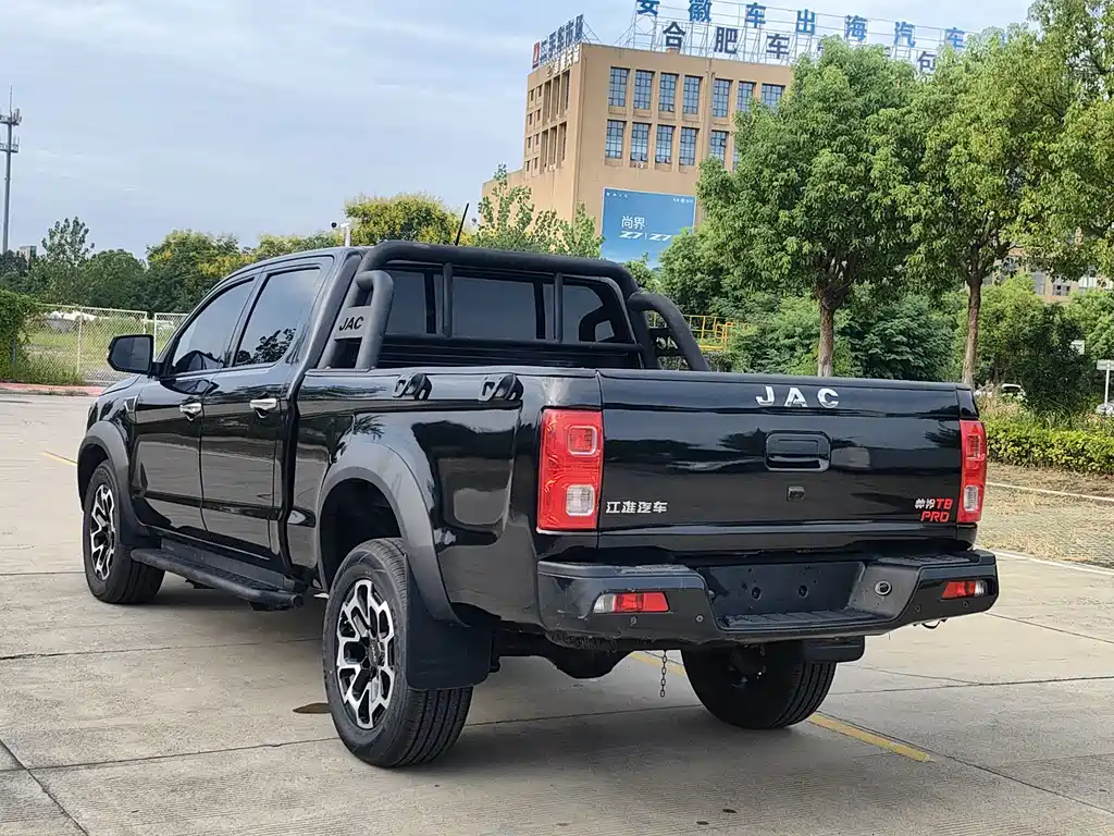 JAC JAC T8 — миниатюра 6