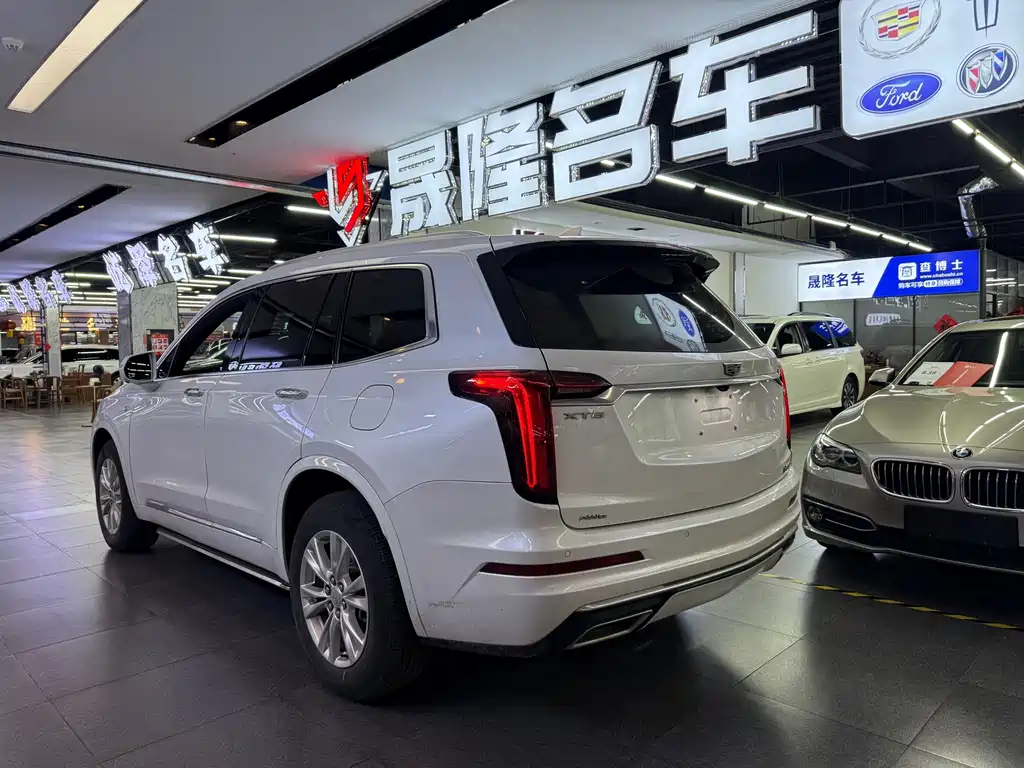 Cadillac XT6 — миниатюра 2