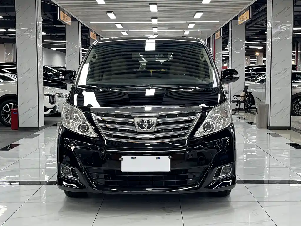 Toyota Alphard 2011 3.5L Luxury