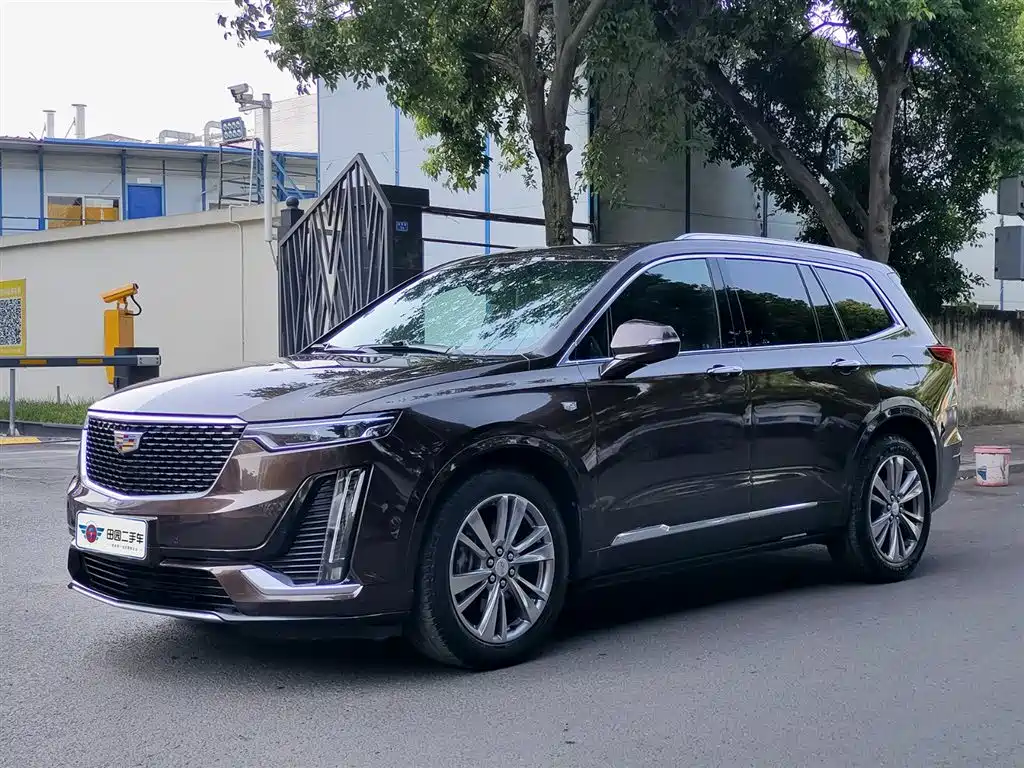Cadillac XT6