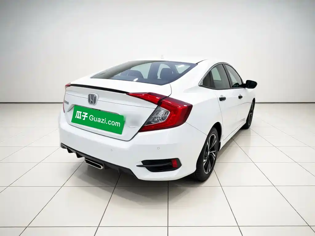 Honda Civic — миниатюра 4