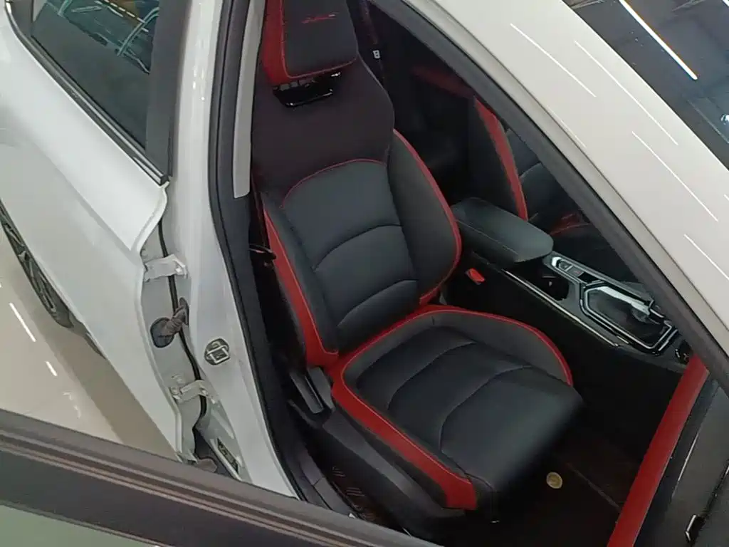 Geely Emgrand S — миниатюра 25