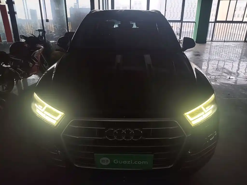 Audi Q5L — миниатюра 3