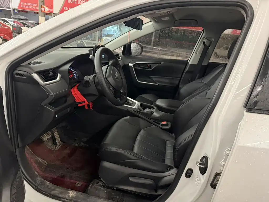 Toyota Wildlander — миниатюра 4