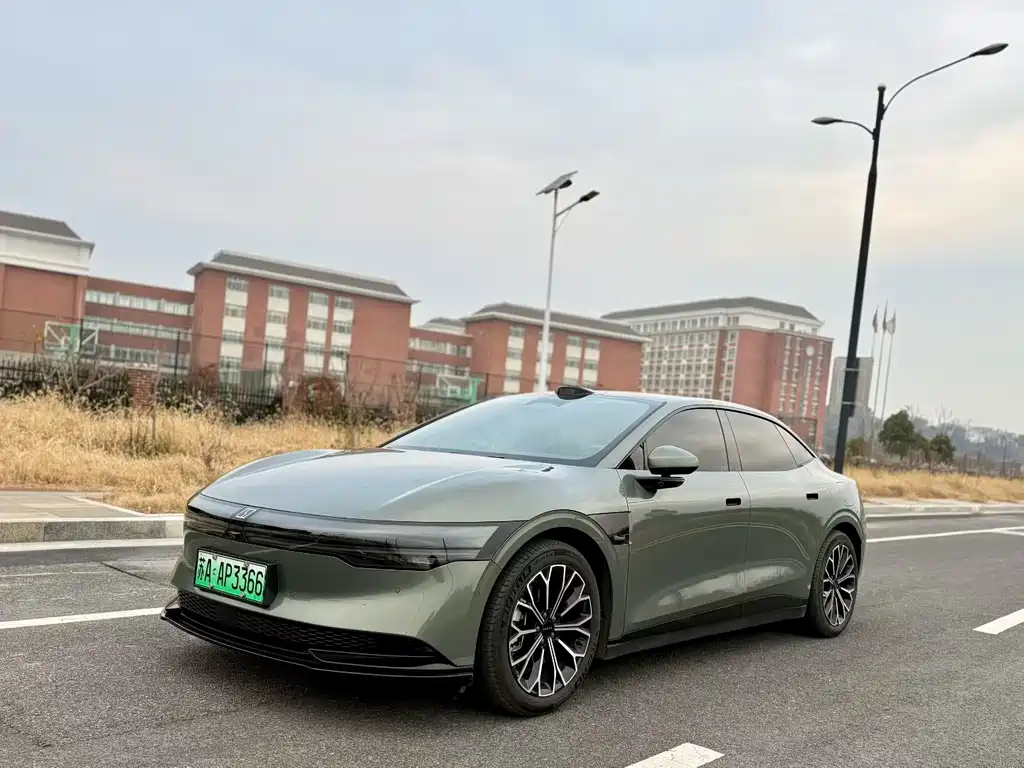 ZEEKR EXTREME KRYPTON 007