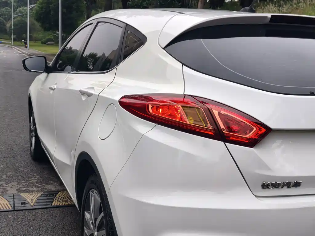 Changan Eado XT — миниатюра 13