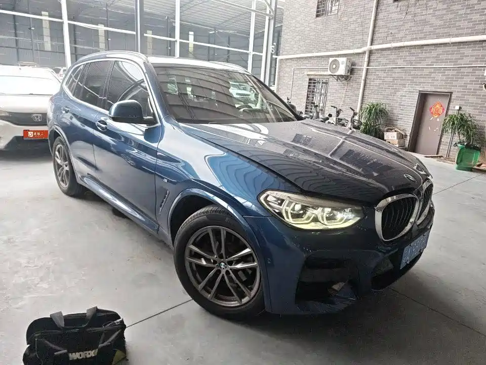 BMW X3 — миниатюра 3