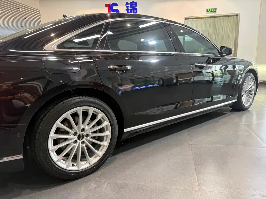 Audi A8 2021 A8L 50 TFSI quattro Comfort