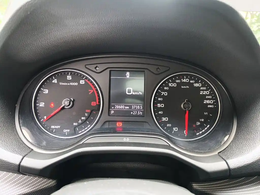 Audi Q2L — миниатюра 12