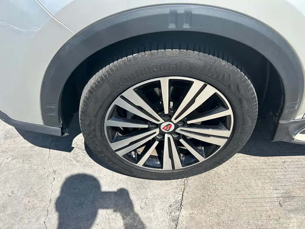 Roewe RX5 New Energy — миниатюра 5