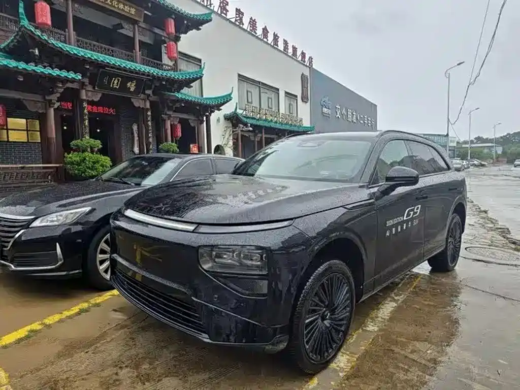 XPeng G9