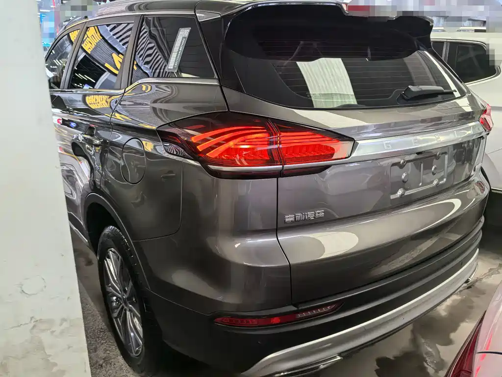 Geely Boyue — миниатюра 4