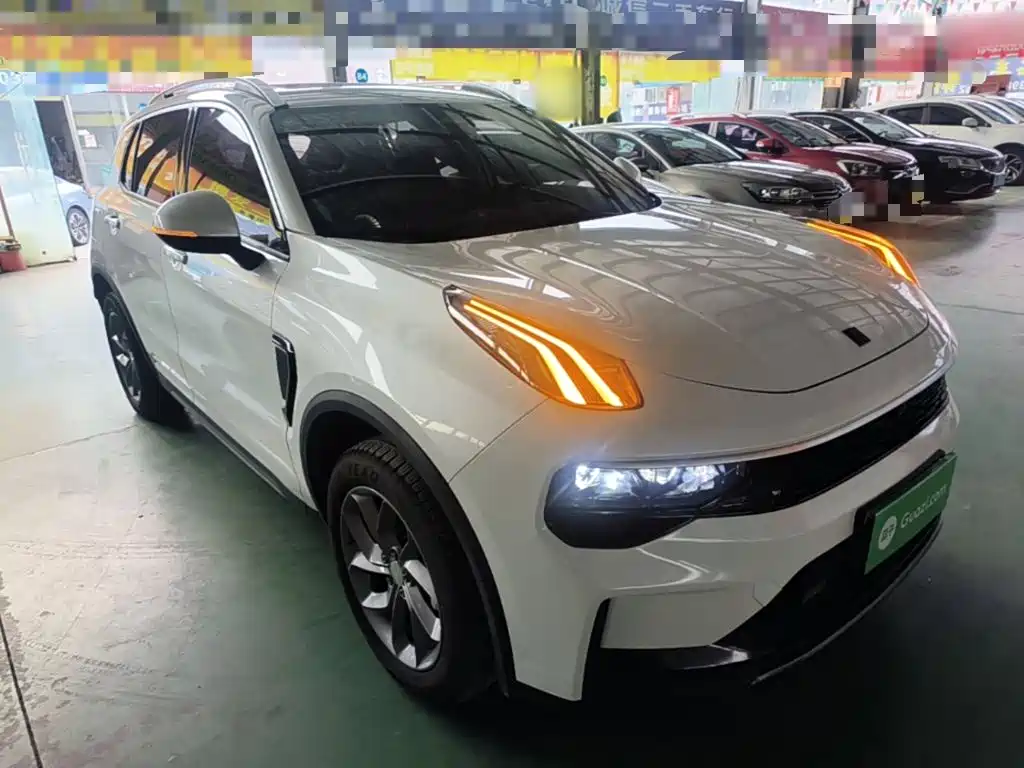 Lynk & Co 01 — миниатюра 4