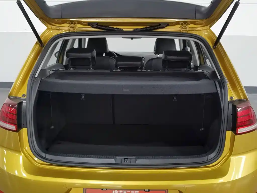 Volkswagen Golf — миниатюра 16
