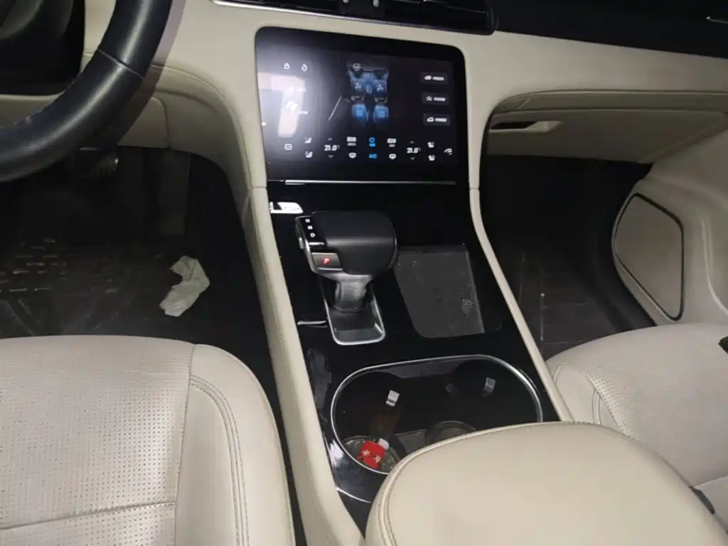 Li Auto Li ONE — миниатюра 14