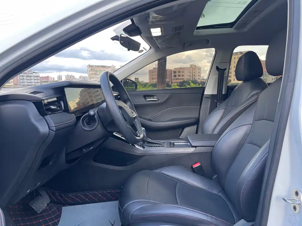 Roewe i5 2024 1.5L CVT