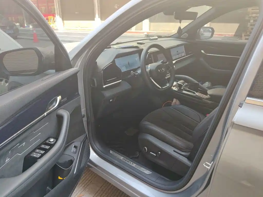 Geely Xingyue L — миниатюра 14