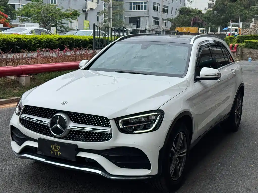Mercedes-Benz GLC 2020 GLC 260 L 4MATIC Luxury Type