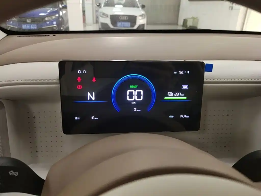 Wuling MINIEV — миниатюра 12