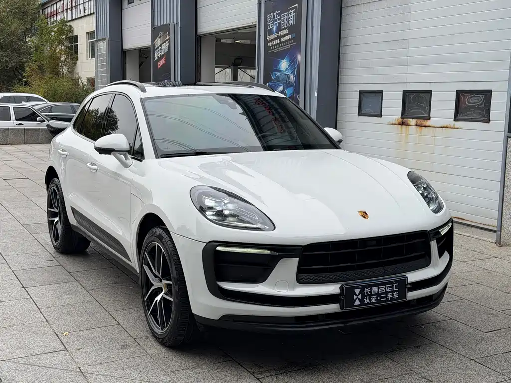 Porsche Macan 2023 — фото 3