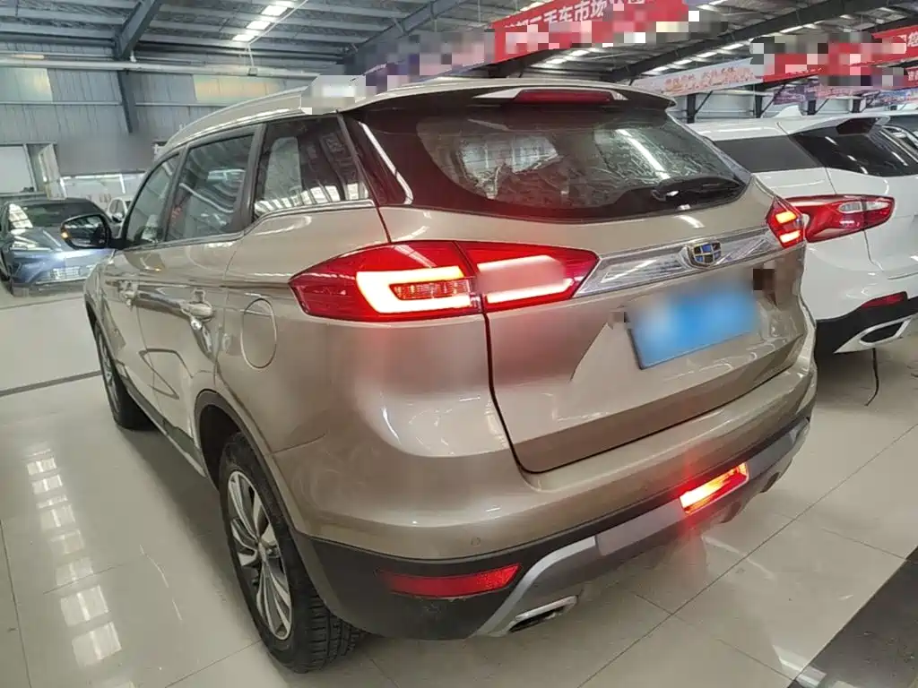Geely Boyue — миниатюра 5
