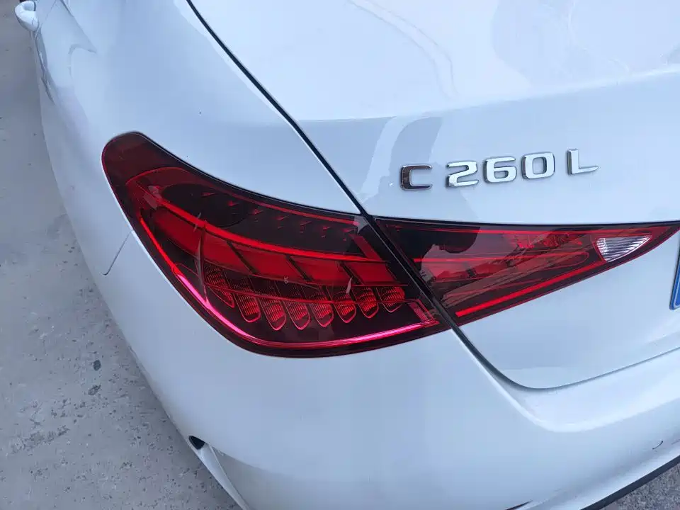 Mercedes-Benz C-Class — миниатюра 10