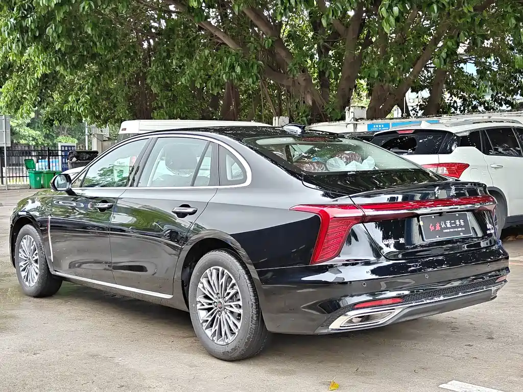 Hongqi H5 2025 1.5T DCT