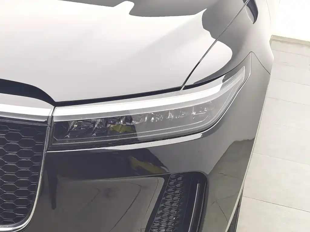 Li Auto Li ONE — миниатюра 7