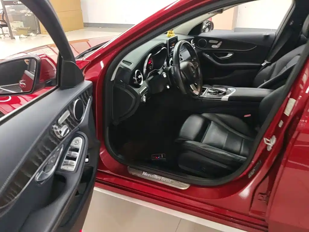Mercedes-Benz C-Class — миниатюра 16