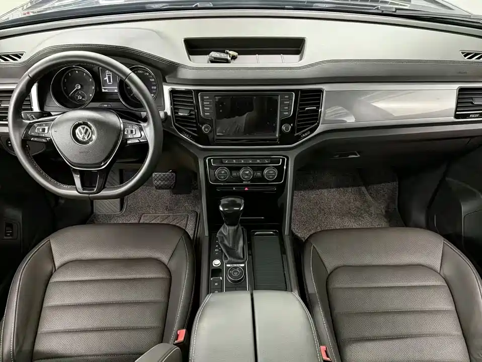 Volkswagen Teramont — миниатюра 10