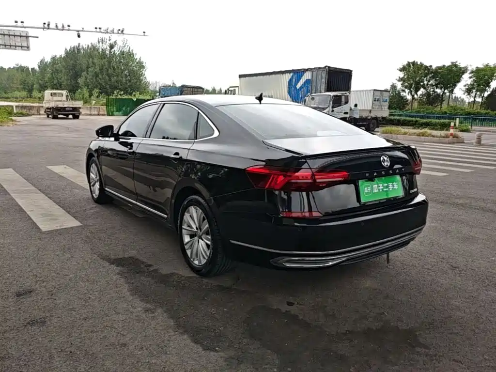Volkswagen Passat — миниатюра 5