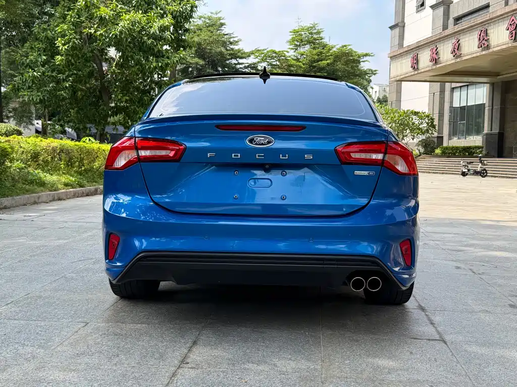 Ford Focus — миниатюра 13