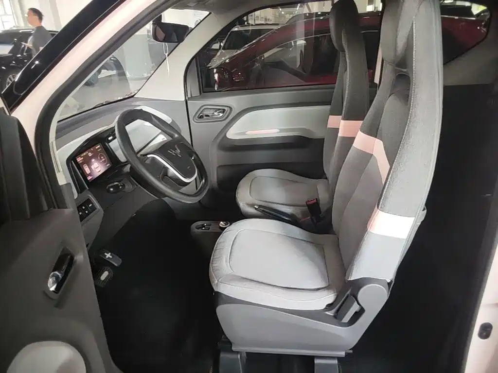 Wuling MINIEV — миниатюра 15