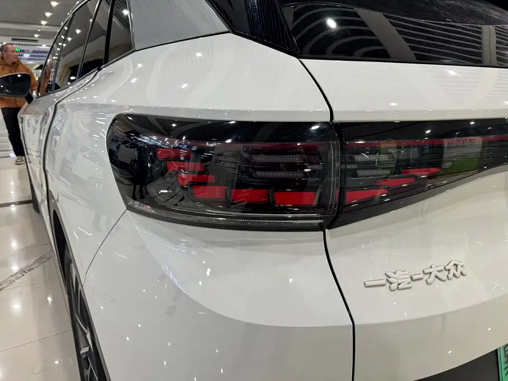 VOLKSWAGEN ID.4 CROZZ