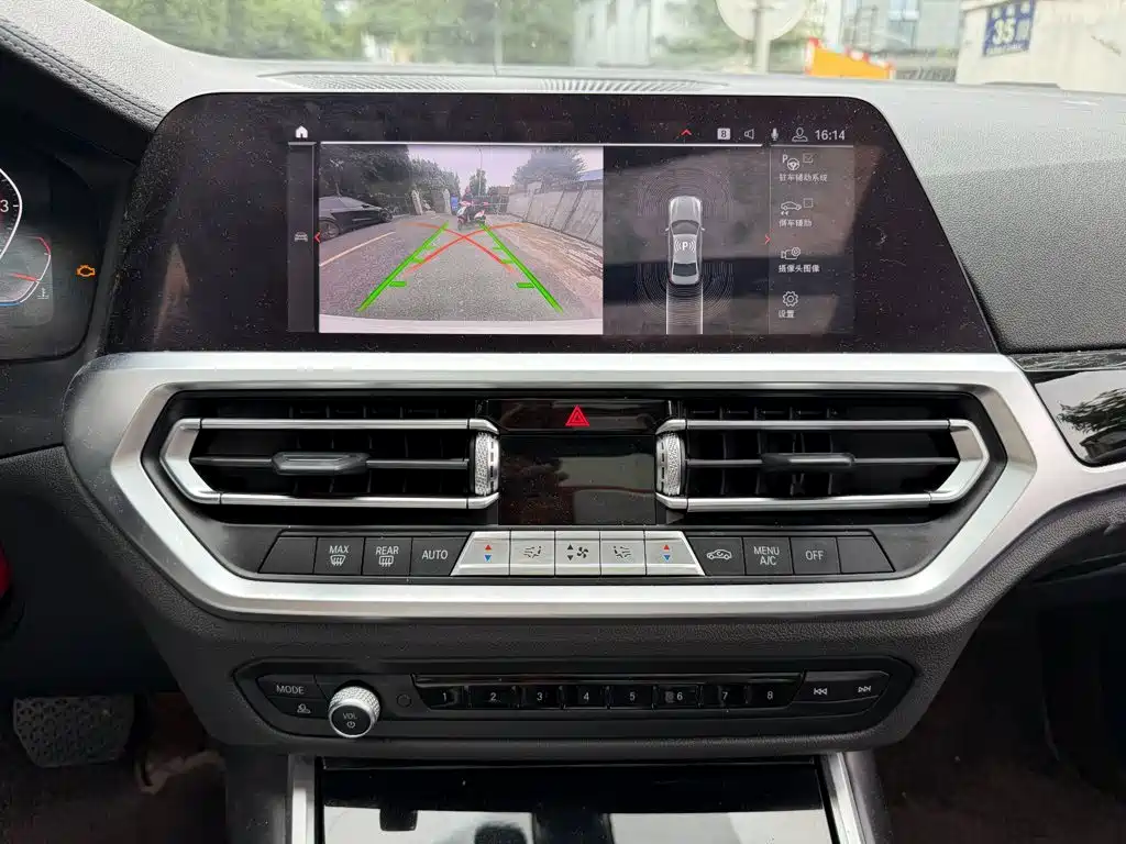BMW 3 Series — миниатюра 10