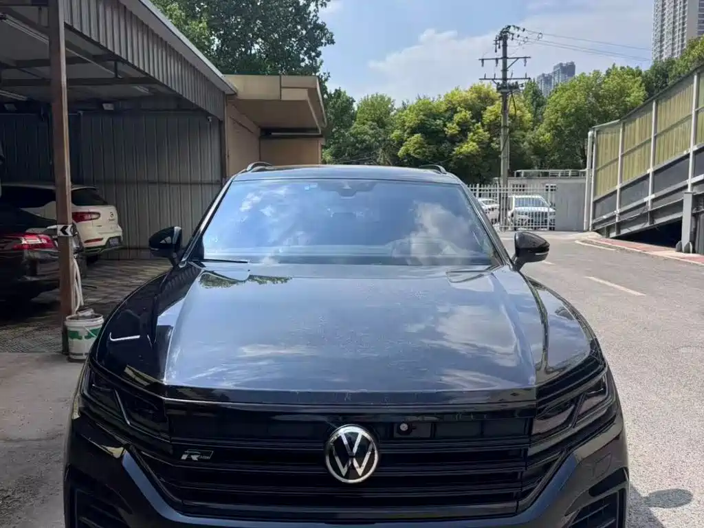 Volkswagen Touareg — миниатюра 3