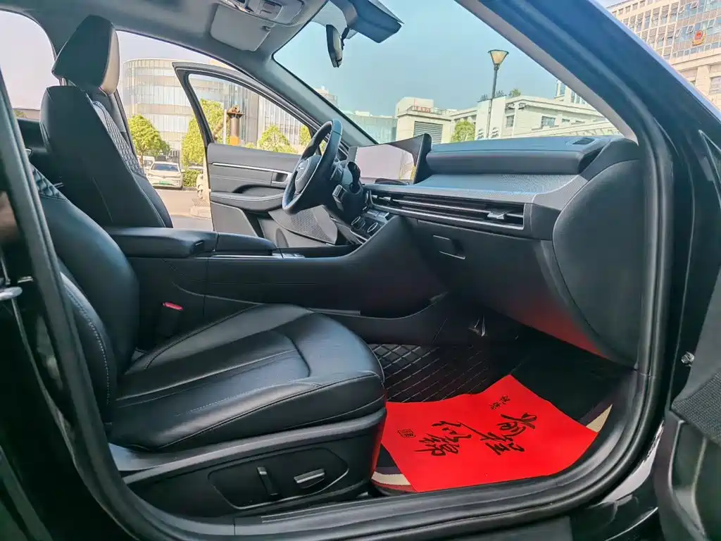 Hyundai Sonata — миниатюра 6