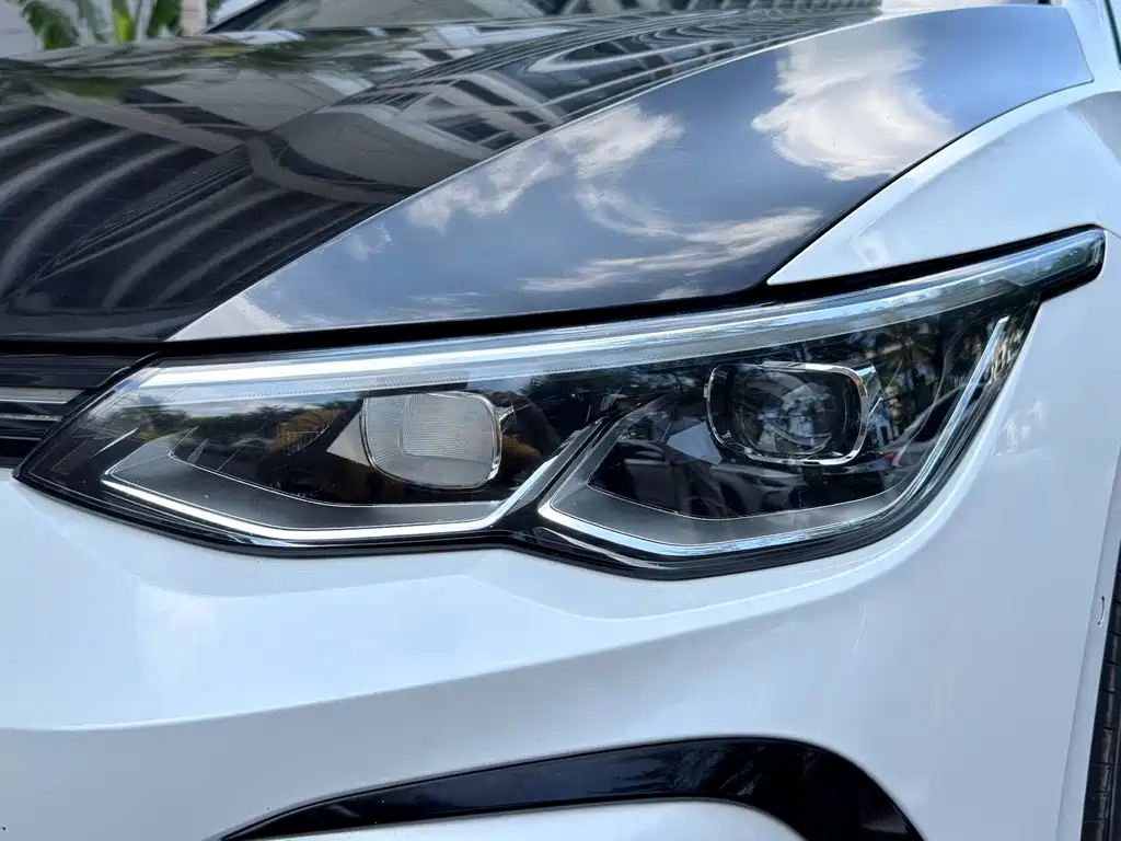 Volkswagen Golf — миниатюра 10