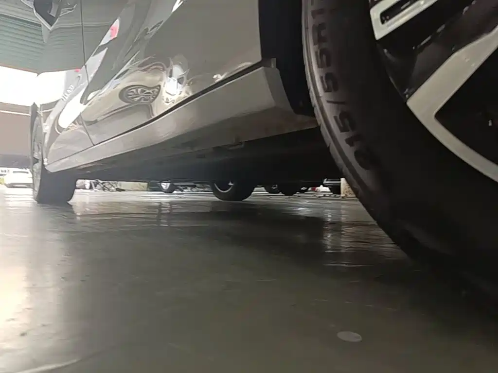 Wuling Xingguang 730 New Energy — миниатюра 22