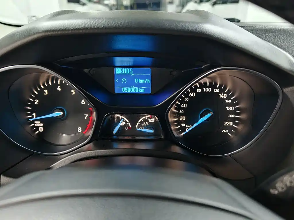 Ford Focus — миниатюра 14