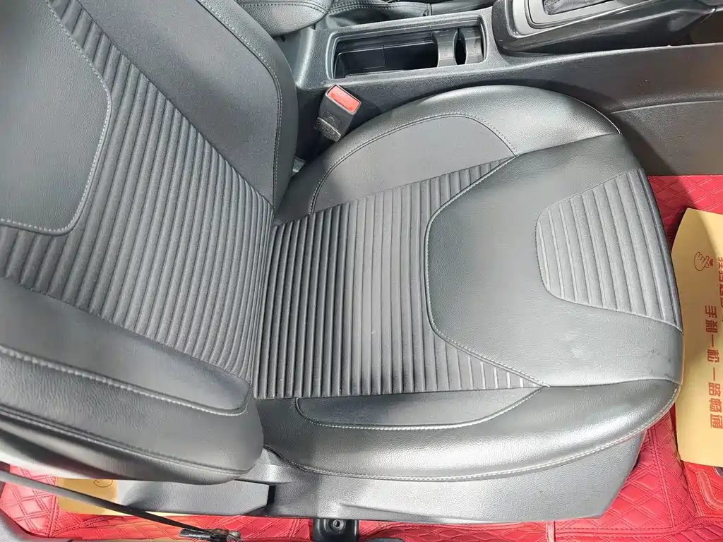 Ford Focus — миниатюра 11