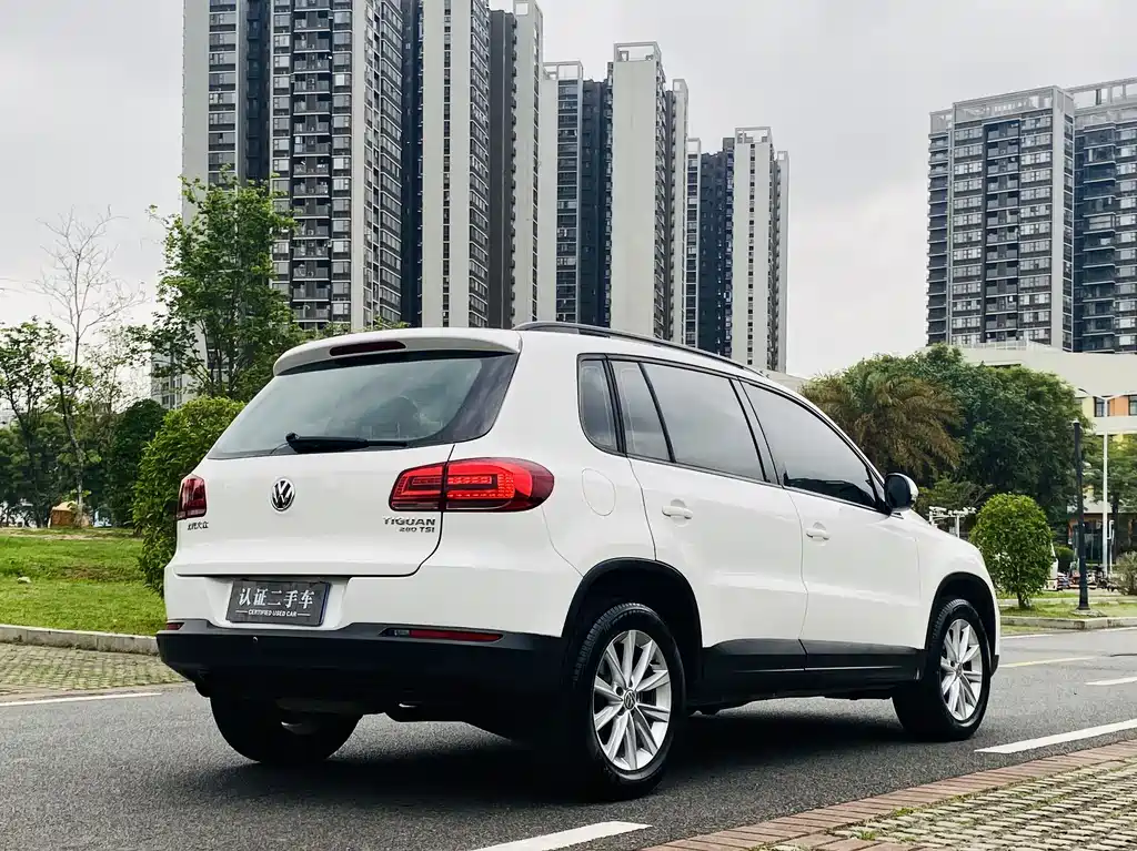 Volkswagen Tiguan 2016 280TSI AT