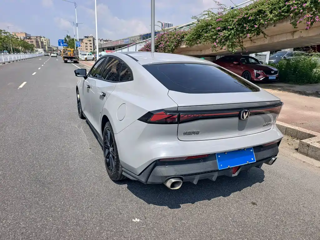 Changan UNI-V — миниатюра 9