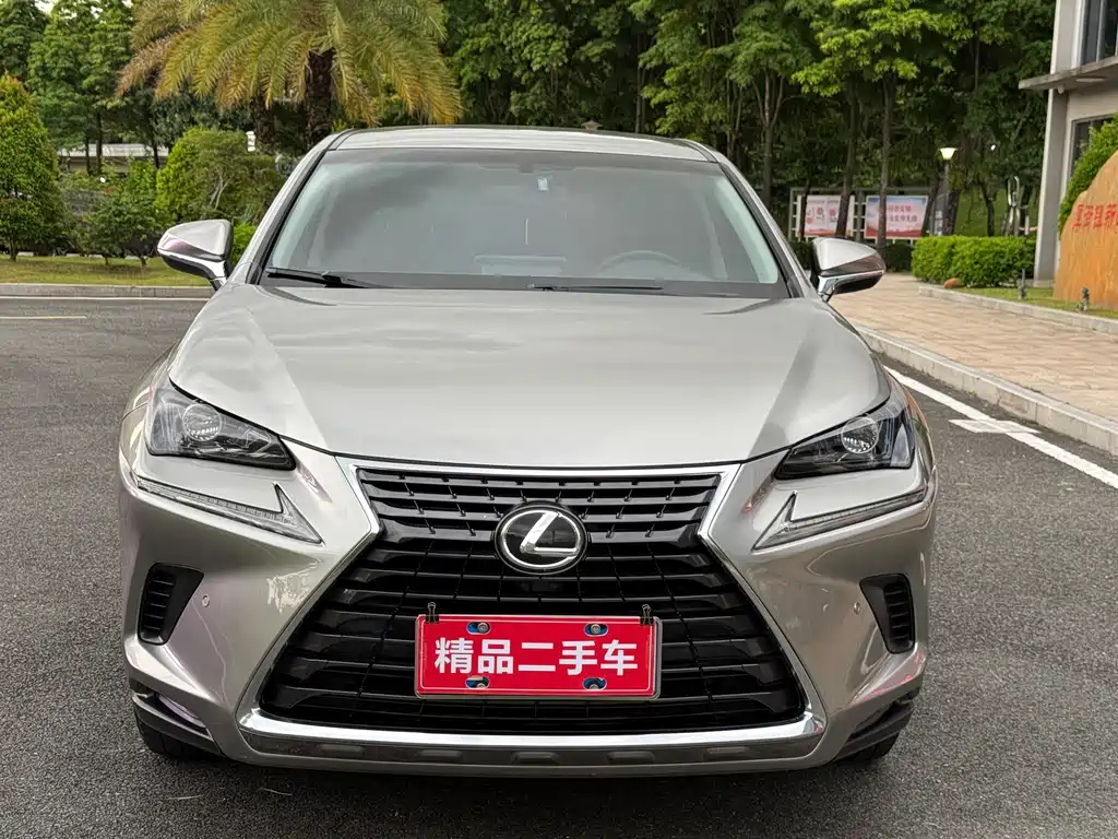 Lexus NX 2017 200