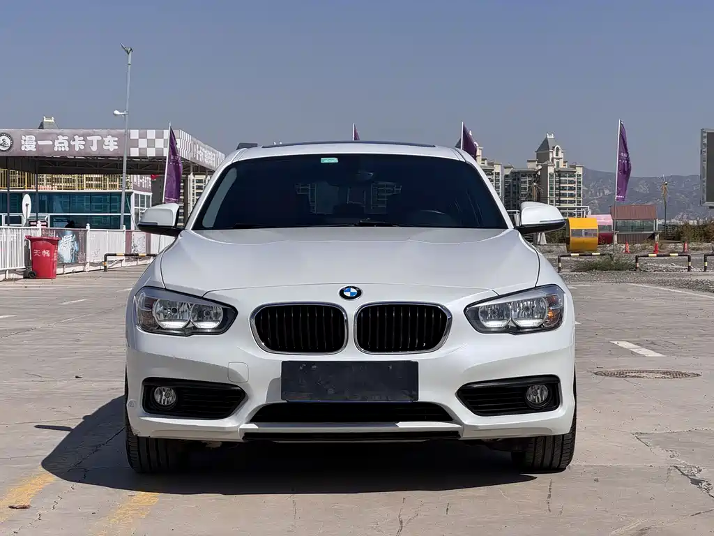 BMW 1 Series (Import) — миниатюра 2