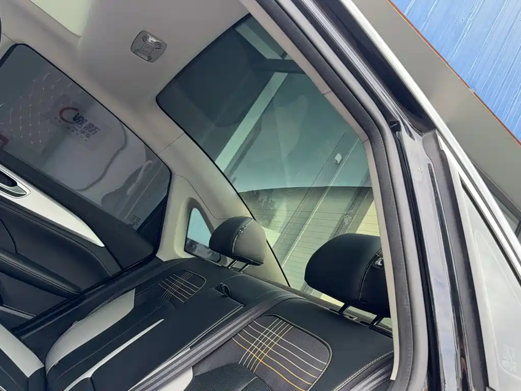 Roewe i6 MAX — миниатюра 24