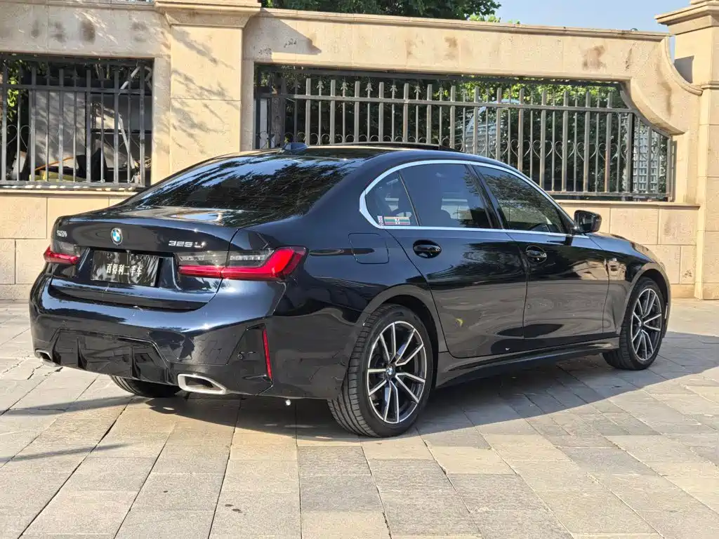 BMW 3 Series — миниатюра 3