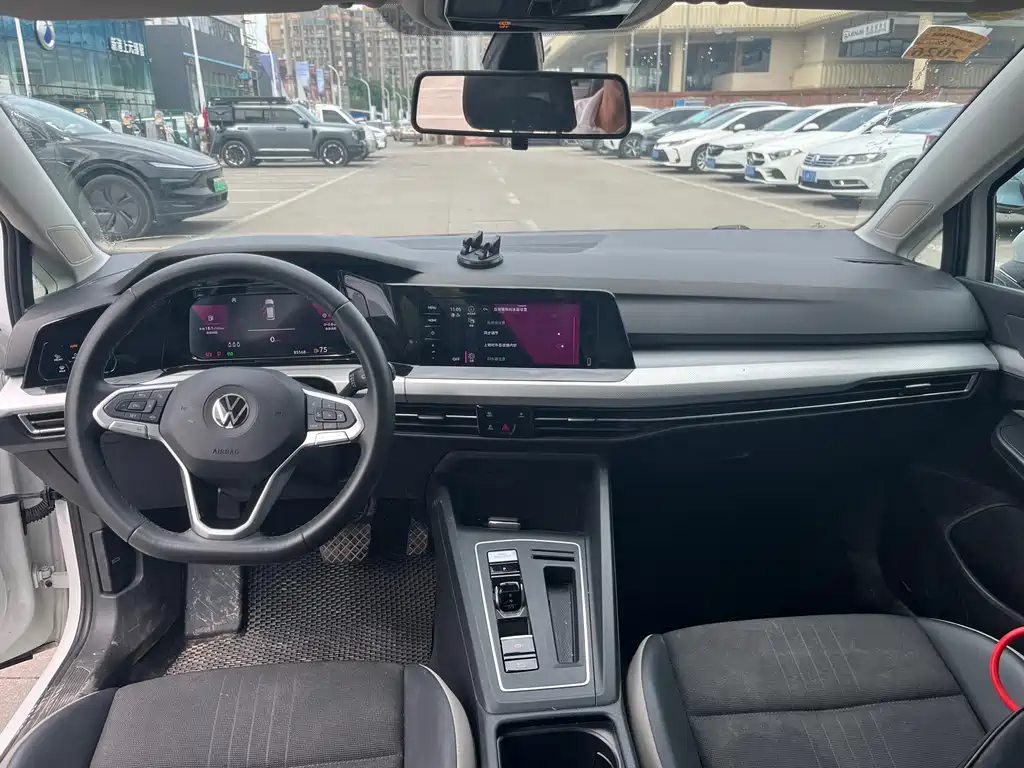 Volkswagen Golf — миниатюра 6